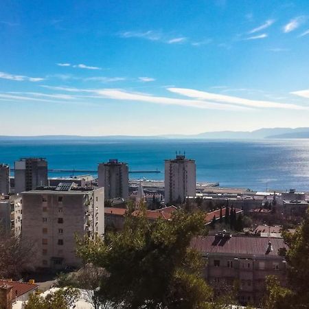 شقة Sea And Mountain غييكا المظهر الخارجي الصورة